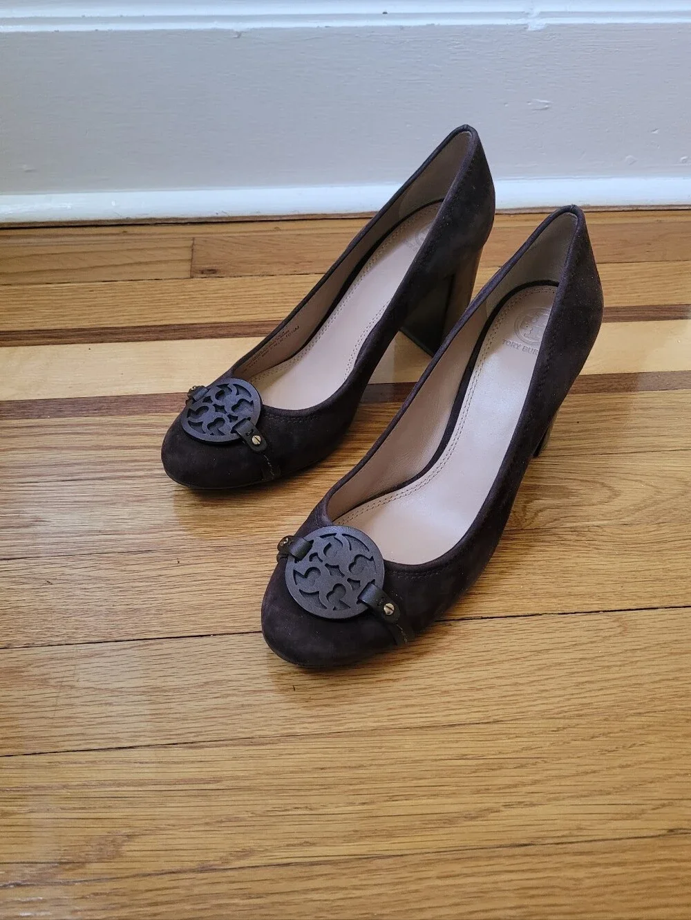 TORY BURCH MINI MILLER 85MM PUMP IN COCONUT BROWN SUEDE